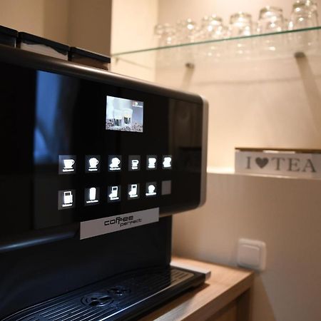 Ata Hotel - Self Check-In Hamburg-Harburg Buitenkant foto